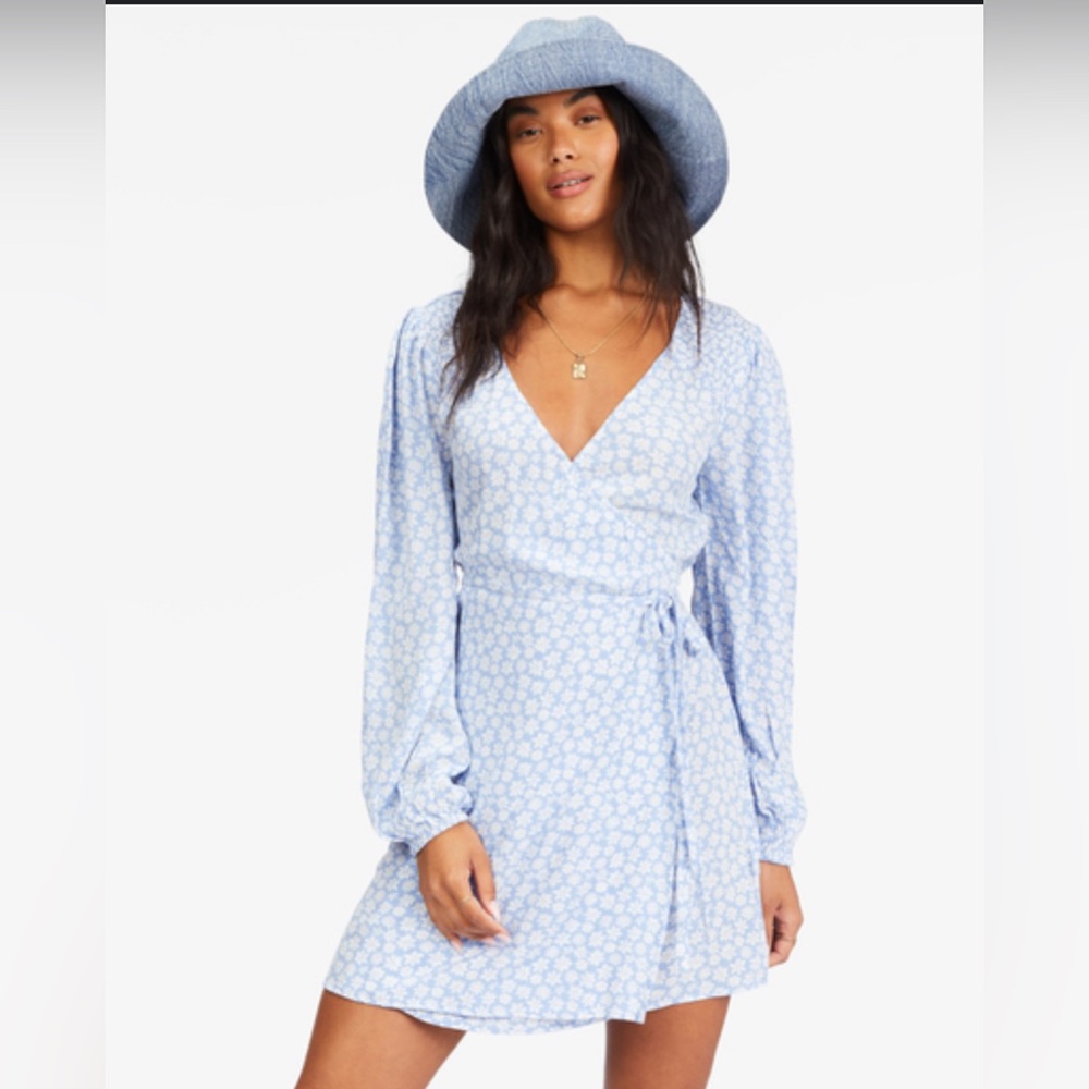 Billabong Spring Romance Baby Blue Long Sleeve Summer Wrap Mini Dress L